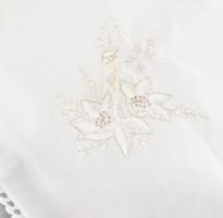 Karácsonyi horgolt terítő, jó állapotban 90x90 cm