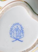 Herendi Viktória mintás bonbonier. Jelzett, kis kopással, h: 7 cm