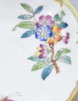 3 darab Herendi Viktória mintás csészealj, jelzett, egyik repedt, d: 14 cm