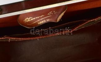 Etienne Aigner design női bór táska. Jelzett, jó állapotban. Kis kopással 30x25 cm