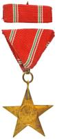 1949. "A Magyar Népköztársasági Érdemérem arany fokozata" aranyozott, zománcozott bronz ki...
