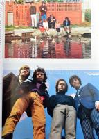 Danny Sugerman: The Doors. The Illustrated History. New York, 1983, William Morrow and Company. Gazd...