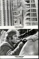 cca 1975 ,,A keselyű három napja" című amerikai film jelenetei és szereplői (köztük Robert Redf...