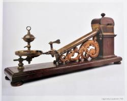 Kovács Áron - P. Kusnyír Éva: Mesélő tárgyak a Sárospataki Református Kollégiumban. Sárospatak, 2022...