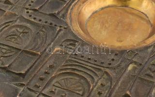 Máté István (1952-2022): Absztrakt dísztál. Bronz, jelzett, kis kopással, d: 27 cm