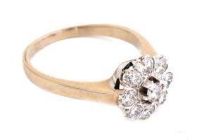 Fehérarany (Au) 18K ékszer szett gyémántokkal. 
1: Nyaklánc: 18K fehérarany 9 db brilliánssal, TW/V...