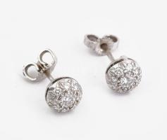 Fehérarany (Au) 18K ékszer szett gyémántokkal. 
1: Nyaklánc: 18K fehérarany 9 db brilliánssal, TW/V...