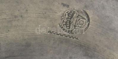 Ón dísztál, 1703, D.J - E. E. monogrammal, jelzett, kopással, d: 32,5 cm