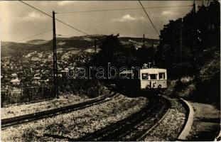 1955 Budapest XII. Szabadság-hegyi fogaskerekű vasút, vonat. Képzőművészeti Alap (EK)