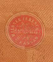 Nagy méretű képkeret. Üvegezett, ovális, festett vallási képpel. Kis, elölről nem látható sérüléssel...