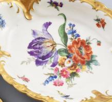 Oscar Schlegelmilch porcelán tálkák, 2 db ovális + 1 db kis kerek. Részben kézzel festett, jelzett, ...