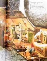 Wil Huggen: A manók. Ford.: Takács Márta. Rien Poortvliet rajzaival. Bp.,2006,Helikon. Kiadói karton...