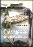 Gera Pál: Ciánméreg és vidravédelem. DEDIKÁLT! Dokumentumkönyv a 2000. februárjában bekövetkezett ökológiai katasztrófa után, a Szamos és a Tisza folyókon folytatott vidrakutatásról. Bp., 2000, Alapítvány a Vidrákért. Kiadói papírkötés.