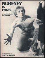 John Devere: Nureyev in Paris: Le Jeune Homme et la Mort. Photographed by Jurgen Vollmer. New York, 1975, Modernismo. Angol nyelven. Kiadói papírkötés, borítón vágással.