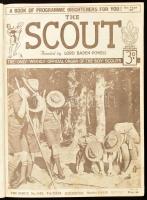 1935-1936 The Scout c. angol cserkészeti folyóirat egybekötött számai (1935. október - 1936. június). Fekete-fehér képekkel illusztrálva. Félvászon-kötésben, kissé sérült, ázott, foltos borítóval.