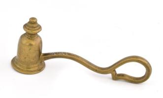 Gyertyakoppintó, bronz, h: 12,5 cm