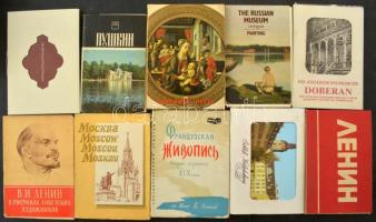 10 db MODERN külföldi képeslapfüzet, leporello és album / 10 modern non-HUngarian postcard booklets, albums and leporellos