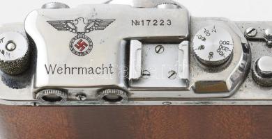Leica III. Wehrmacht No 17223 fényképezőgép Zorkij replika. Jó állapotban, bőr tokkal, krómozott fém...