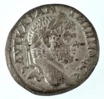 Római Birodalom / Fönícia / Tyre / Caracalla 213-217. Tetradrachma Ag (10,34g) T:XF lapkahiba /  Roman Empire / Phoenicia / Tyre / Caracalla 213-217. Tetradrachma Ag AYT KAI AN-TONINOC CE / AHMA?X dot EE [...] (10,34g) C:XF planchet error