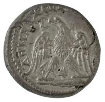 Római Birodalom / Fönícia / Tyre / Caracalla 213-217. Tetradrachma Ag (10,34g) T:XF lapkahiba / 
Ro...