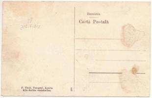 Berethalom, Birthälm, Biertan; Fő tér, üzlet, Evangélikus erődtemplom / main square, shop, Lutheran ...