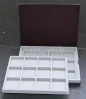 Éremtartó kazetta, 1db tálcával, 24 férőhellyel, 50x50mm