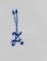 Máz alatti kobalttal festett hagymamintás bonbonier, jelzett, hibátlan, 14x9x7 cm