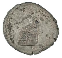 Római Birodalom / Róma / Marcus Aurelius ~166-170. Denarius Ag (2,80g) T:VF,F patina Roman Empire / ...