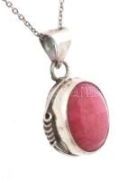 Ezüst(Ag) nyaklánc természetes gyökér rubin medállal, jelzett, h: 44cm, bruttó: 7,8 g