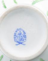 Herendi pipacs mintás váza. Kézzel festett, domború pipacsmintákkal, jelzett, hibátlan, m: 16 cm