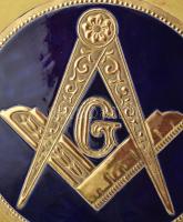 Szabadkőműves nagy méretű kerámia fali dísz. Nassos, Rodos. Jelzett mázas kerámia, kézzel festett, f...