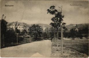 Budapest II. Marczibányi tér, Kicsiny kastély (régen Lövőház, ma Haris park, Garas és Alvinci utca saroképülete) (fl)