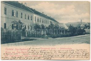 1900 Zayugróc, Ugrócváralja, Uhrovec; Faragászati iskola. Fuchs Vilmos kiadása / Schnitzerschule / Carving school (kis szakadás / small tear)