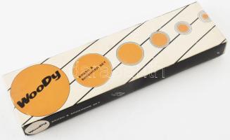 Woody exkluzív cipőkanál és kefe szett, dobozában