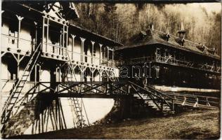 1918 Slanic-Moldova, Baile Slanic, Szlanikfürdő (Bacau); Első világháborús osztrák-magyar katonák a fürdőben / WWI K.u.k. military, soldiers in the spa. photo