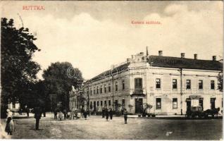 1914 Ruttka, Vrútky; Korona szálloda, Varjassy László üzlete. Schulz Ármin kiadása / hotel, shop (EK)