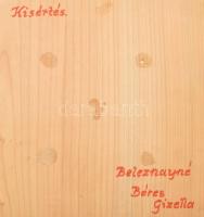 Beleznayné Béres Gizella: Kísértés. Domborított réz, fa lapon, 21x14 cm