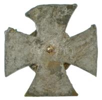 1914. "Gott mit uns 1914" Ferenc Józsefet ábrázoló kereszt alakú kisméretű jelvény, tű nél...