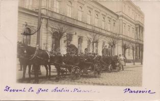 Warsaw railway station with fiaker carriage (EK)