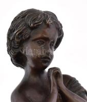 Morelli jelzéssel: Imádkozó lányka, bronz szobor 21 cm