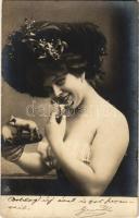 1906 Újévi üdvözlet! Pezsgőző hölgy malacokkal / Ne Year greeting, lady drinking champgane, pigs