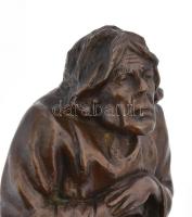 Lon Chaney Sr.: Quasimodo. Bronz, márvány talpon, jelzés nélkül. 27 cm