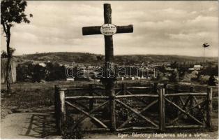 1929 Eger, Gárdonyi Géza ideiglenes síremléke a Várban