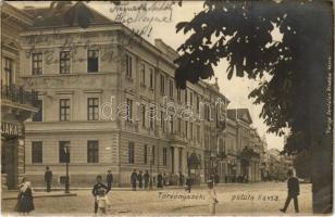 1909 Kassa, Kosice; Törvényszéki palota, üzletek. Varga Bertalan kiadása / court, shops (EB)