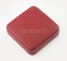 Antik gyöngyház bross, réz kerettel. Kereten apró hiánnyal d: 50 mm