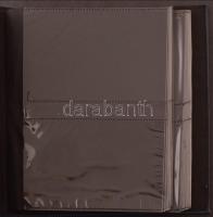 Képeslap album 200 férőhellyel / postcard album for 200 postcards (19,5 x 25,5 cm)
