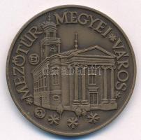 Garamkeszi János (1936- ) 1984. &quot;Mezőtúr megyei város / 10 éves a MÉE Mezőtúri Csoportja&quot; bronz emlékérem (42,5mm) T:AU Adamo MT1