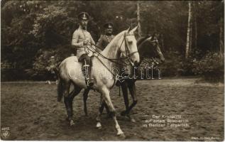 Der Kronprinz auf einem Spazierritt im Berliner Tiergarten / Vilmos porosz királyi herceg / Wilhelm, German Crown Prince