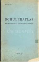 Schüleratlas für den Gebrauch an den Schulen der Luftwaffe D. (Luft) 1227 Januar 1943 :- A német légierő iskolájában használt kiképző atlasz Berlin, Reichsministerium der Luftfahrt und Oberbefehshaber der Luftwaffe Chef des Ausbildungswesens Generalstab 7. Abteilung. Kiadói kartonált papírborítóval, kis hiánnyal a borítón, kis sérüléssel a címlapon