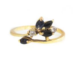 Arany (Au) 14K kék-fehér köves gyűrű, jelzett, méret: 54, bruttó: 2,1 g